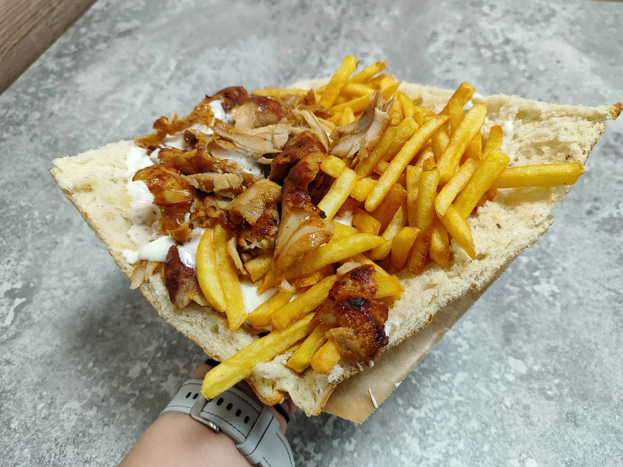 Mengenal Kebab Olecko: Jantungnya Makanan Jalanan Polandia